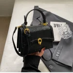 sac à main rose idéal pour soirée