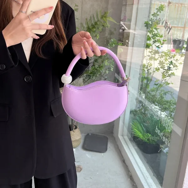 sac à main rose poudré facile à porter