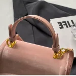 sac à main rose pour mariage