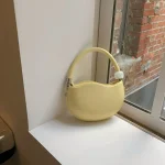 sac à main élégant rose pâle