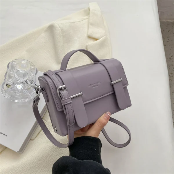 aménagement intérieur sac rose carré