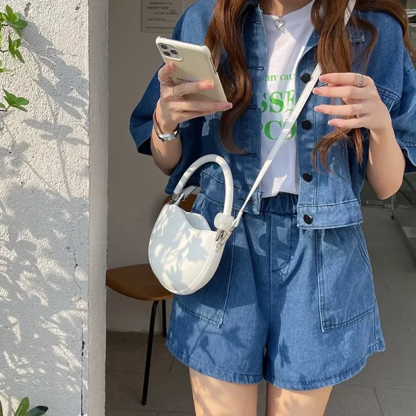 sac à main rose poudré pour mode contemporaine