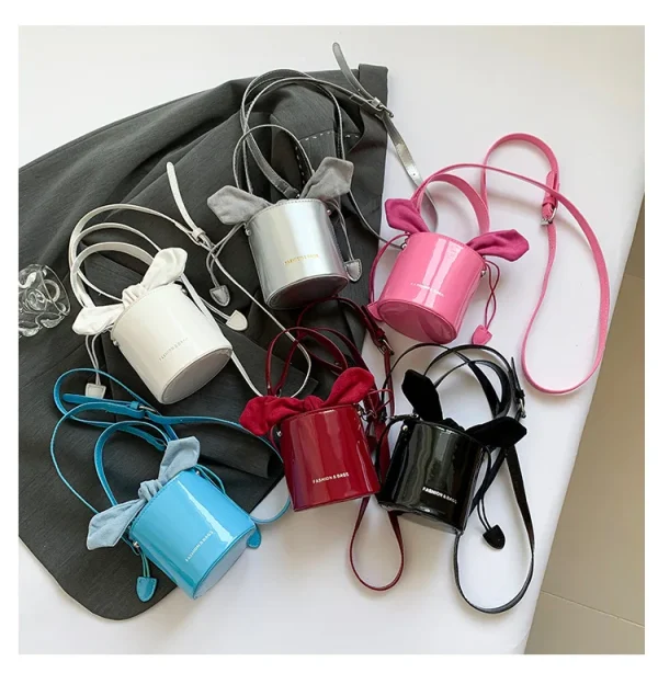 sac à porter à la main rouge