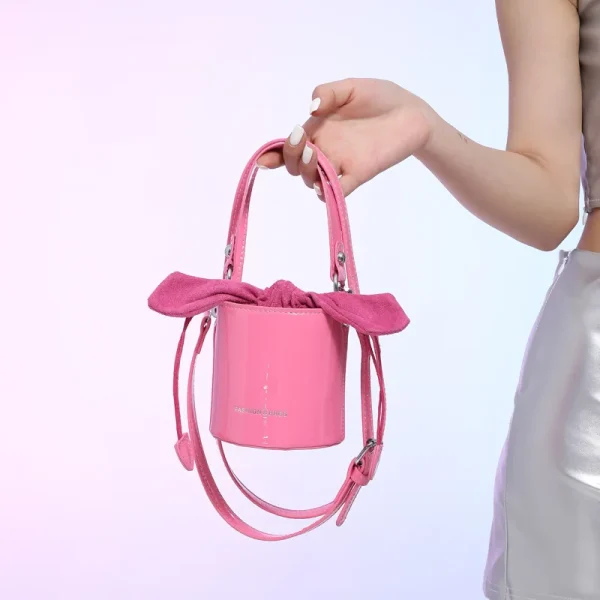 sac seau rouge pour look tendance