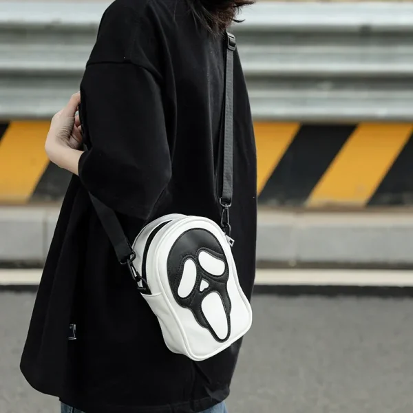design sac noir et blanc tête de fantôme