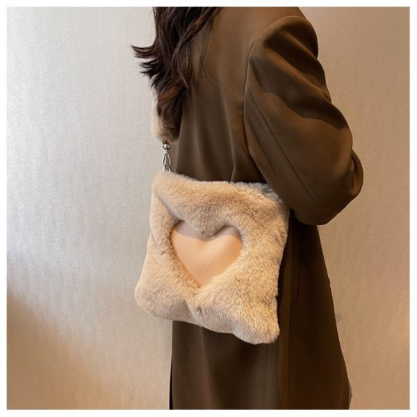 sac fashion fausse fourrure rouge