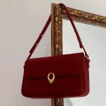 sac à main bordeaux de luxe