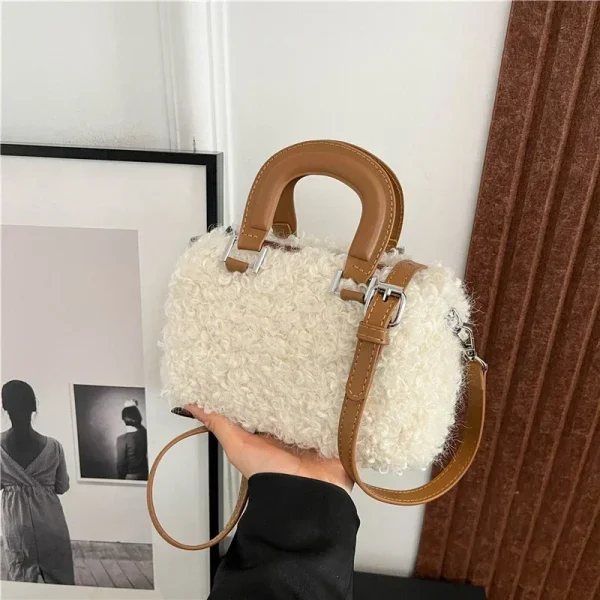 petit sac polyvalent écru