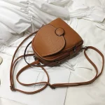 sac à dos femme cuir noir et pratique