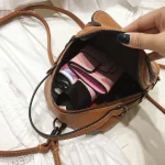 sac à dos noir tendance pour femme