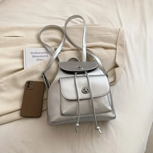 sac à dos de créateur argenté