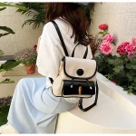 sac à dos fonctionnel beige élégant