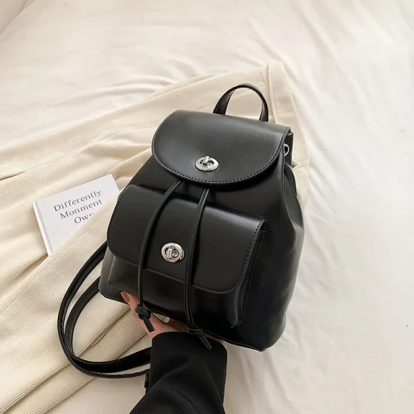 sac à dos avec style argenté