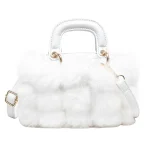 petit sac à pompons multicolores