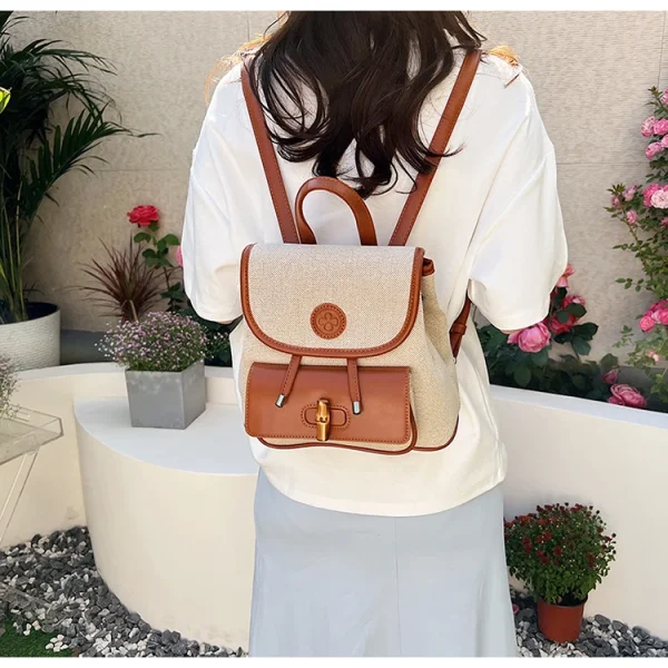 sac à dos léger beige vintage