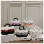 sac à bandoulière en pompons