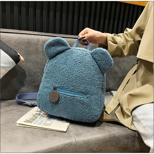 Petit sac à dos léger en peluche