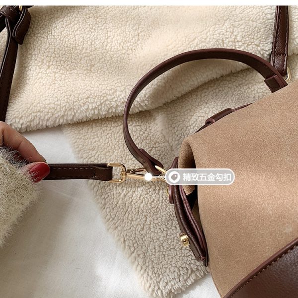 Petit Sac Sable et Cacao élégant