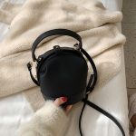 sac tendance en couleurs sable et cacao