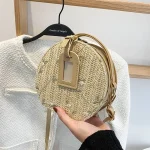 sac été en paille tressée