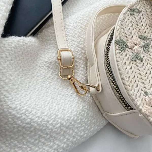 sac à main rond en paille pour l'été