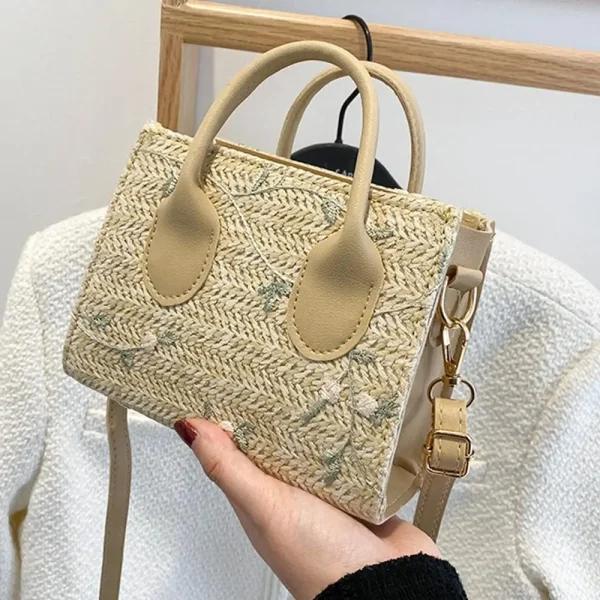 sac à main en paille d'été