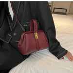 sac à main sophistiqué pour occasions spéciales