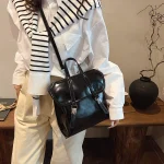 Sac à dos femme design rétro