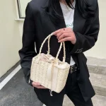 sac traditionnel en paille tissée