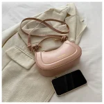 sac à bandoulière stylé et fonctionnel