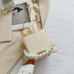 Accessoire de mode en perles pour soirées