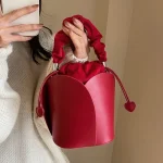 Petit sac seau tulipe Bellamour en similicuir
