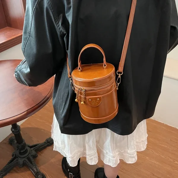 sac zippé en similicuir tendance