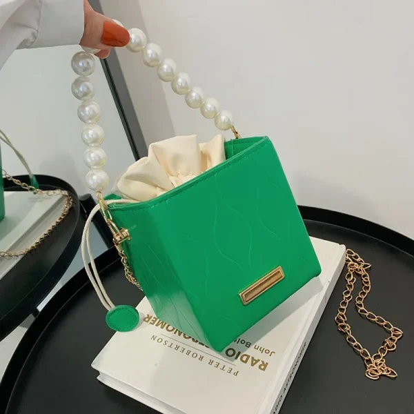 Sac luxueux en perles pour occasion spéciale