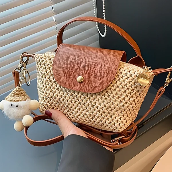 Petit sac été à bandoulière en paille tressée