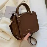 sac en cuir avec bandoulière ajustable