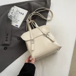 Sac à dos femmes en cuir synthétique