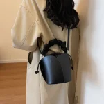 sac compact Bellamour en similicuir tendance