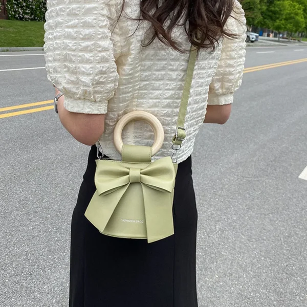 sac à main femme classe avec nœud papillon