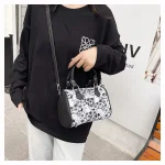 sac de poche tête de mort pour halloween