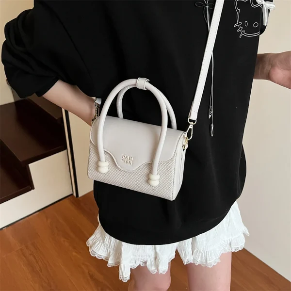 sac à main rose box shape élégant