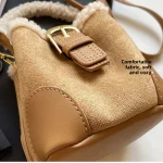 mini sac à main en laine d'agneau