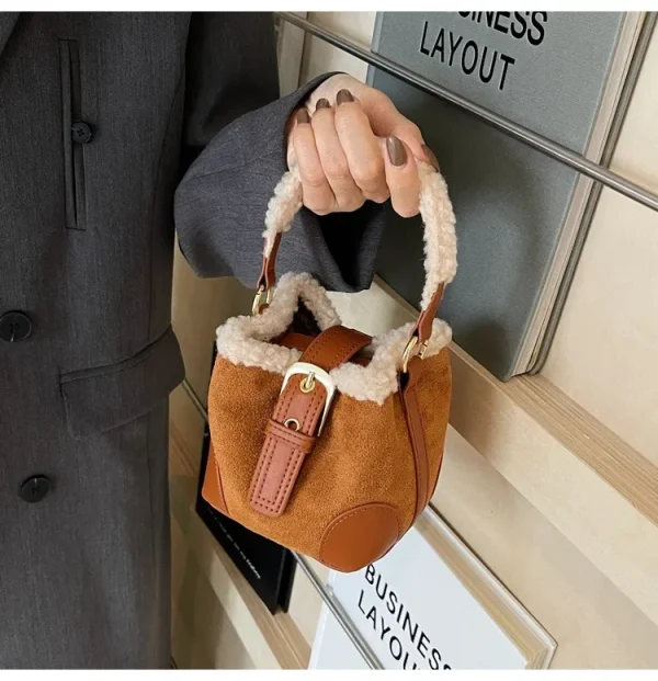 sac à main douillet pour l'hiver