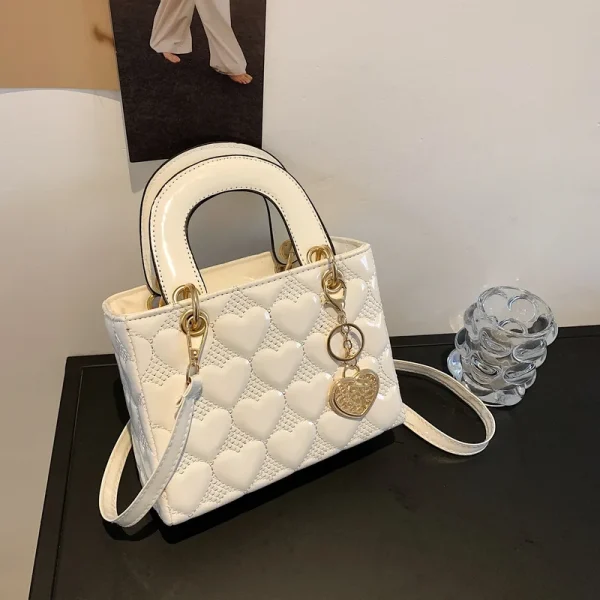 petit sac rouge pour soirées