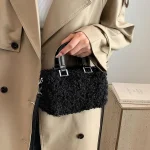 sac bandoulière en fourrure douce pour femme