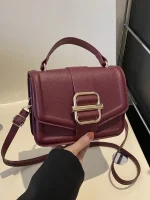 Petit Sac à main rouge femme élégante