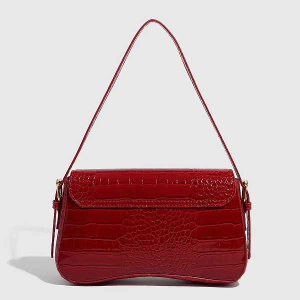 sac petit rouge en matière crocodile