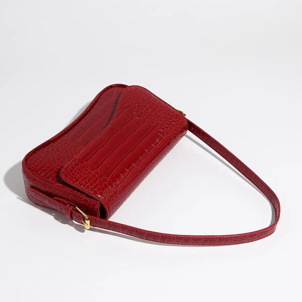 sac bandoulière rouge style crocodile