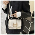 sac à main féminin rouge