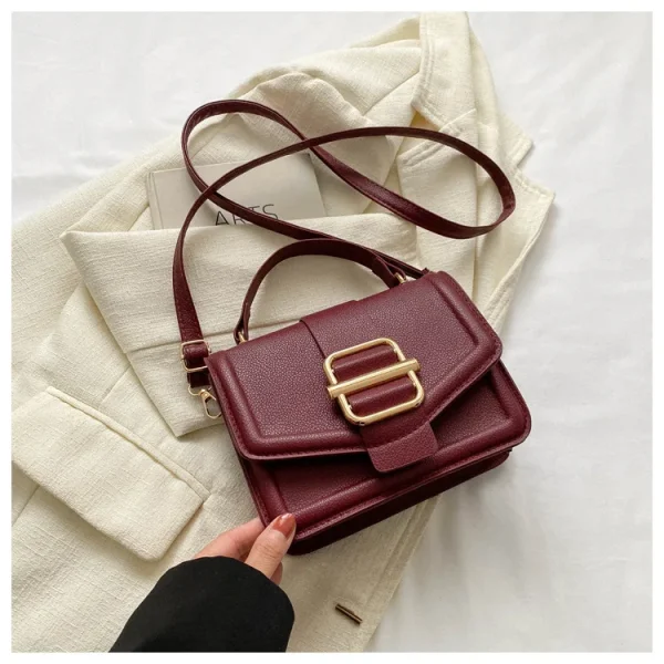 sac à main moderne rouge